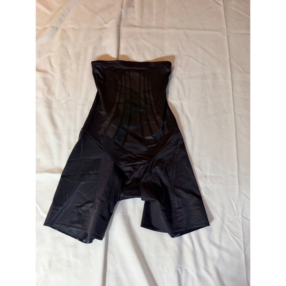 Miraclesuit Womens High Waist Shapewear Shorts Black Firm Control 2589 Size M
